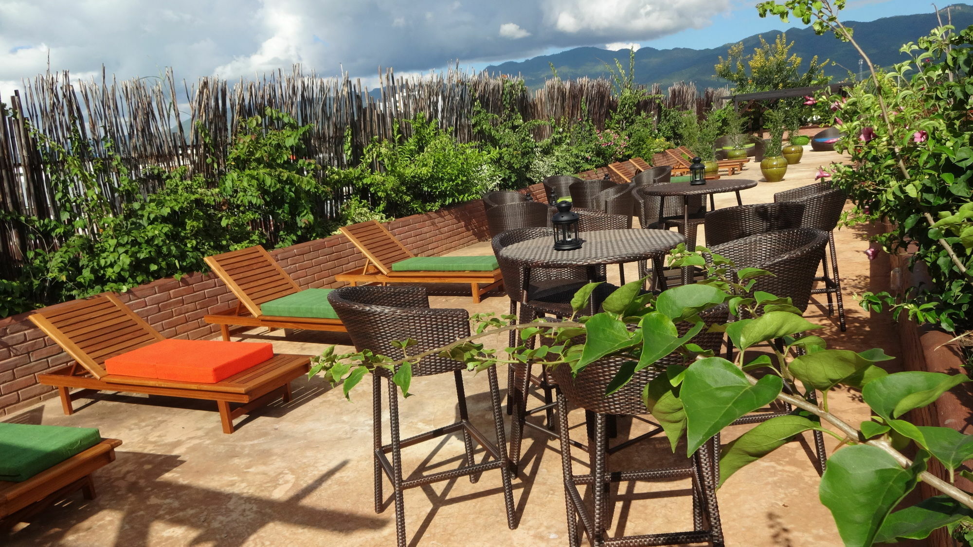 Thanakha Inle Hotel Nyaung Shwe Εξωτερικό φωτογραφία